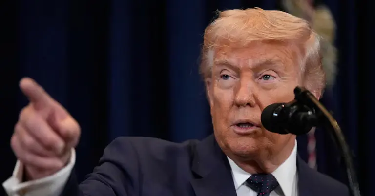 ডোনাল্ড ট্রাম্প